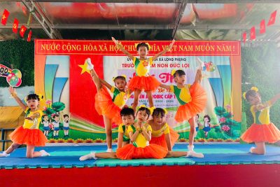 🎉 HỘI THI “BÉ KHÉO TAY – NHANH TRÍ” & ĐỒNG DIỄN AEROBIC 💃🕺 Năm học 2025–2026 🌈  Những đôi tay nhỏ xinh ✋🎨, những bước nhảy sôi động 🎶💫 đã tạo nên một ngày hội thật rộn ràng và ý nghĩa 💖 Các bé không chỉ khéo léo, nhanh trí 🧠✨ mà còn tự tin tỏa sáng trên sân khấu 🌟  Cảm ơn các cô giáo 👩‍🏫, quý phụ huynh 💐 đã luôn đồng hành để mang đến cho các con những trải nghiệm tuyệt vời 💞 Chúc các bé luôn chăm ngoan, học giỏi và tràn đầy năng lượng tích cực 🥰🌻