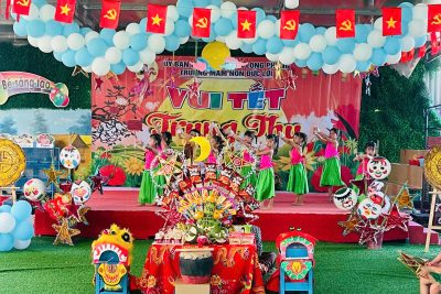 Thực hiện chương trình lễ hội tại trường mầm non. Vào chiều ngày 03/10 trường mầm non Đức Lợi tổ chức chương vui trung thu cho trẻ với nhiều hình thức trải nghiệm, tạo cho trẻ không trí vui tươi phấn khởi  g trình vui trung thu cho trẻ